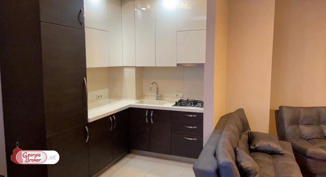 იყიდება ახალი გარემონტებული 2 ოთახიანი ბინა